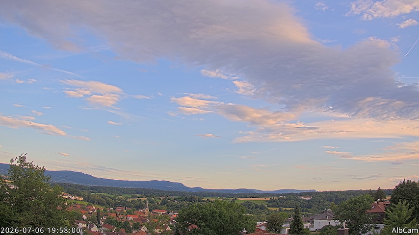 Live camera feed from AlbCam - Göppingen, Germany in View from Göppingen to SSW