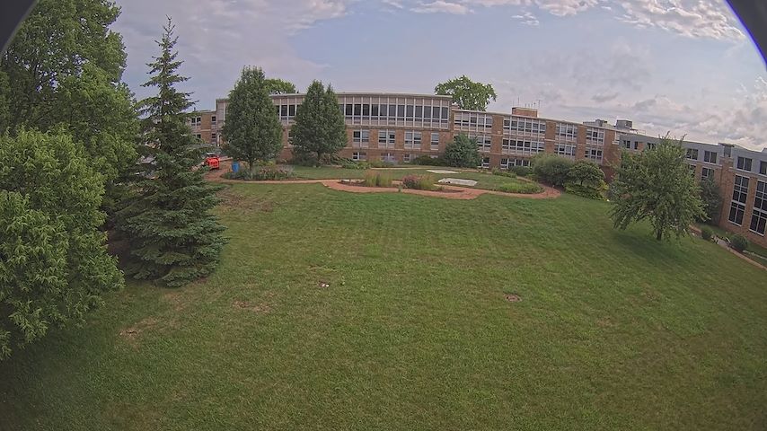 Live camera feed from CUW School of Nursing Construction Camera in Concordia University Wisconsin