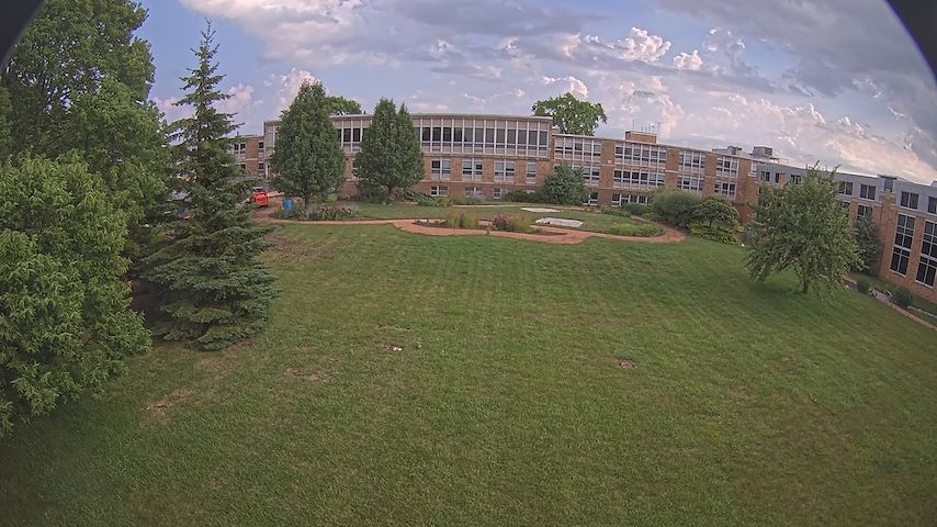 Live-kamerakanal från CUW School of Nursing Construction Camera i Concordia University Wisconsin