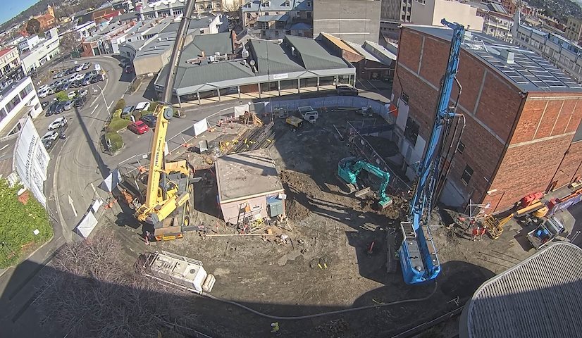Live camera feed from Earl Arts Centre in Earl St, Launceston