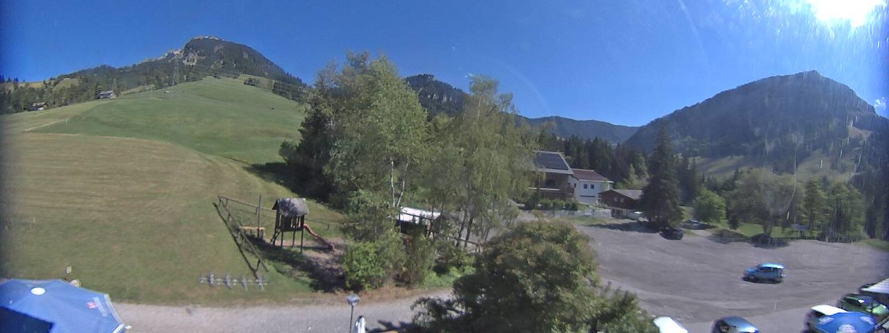 Live camera feed from Bergrestaurant Gfellen, Finsterwald in Finsterwald