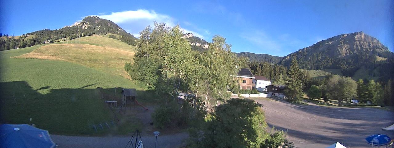 Canal de càmera en directe de Bergrestaurant Gfellen, Finsterwald a Finsterwald