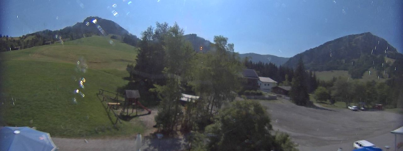 Live camera feed from Bergrestaurant Gfellen, Finsterwald in Finsterwald